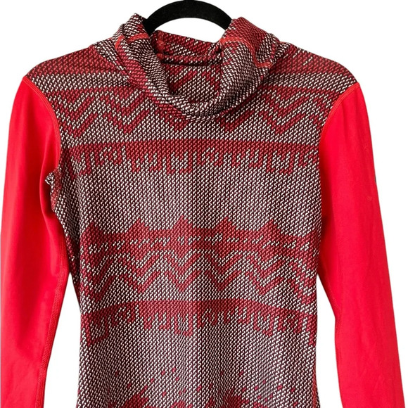 Nike Pro Women's Red White Hyperwarm Nordic Infinity Long Sleeve Shirt - Picture 2 of 16